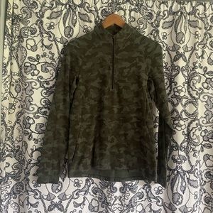 Lululemon 1/2 zip camo